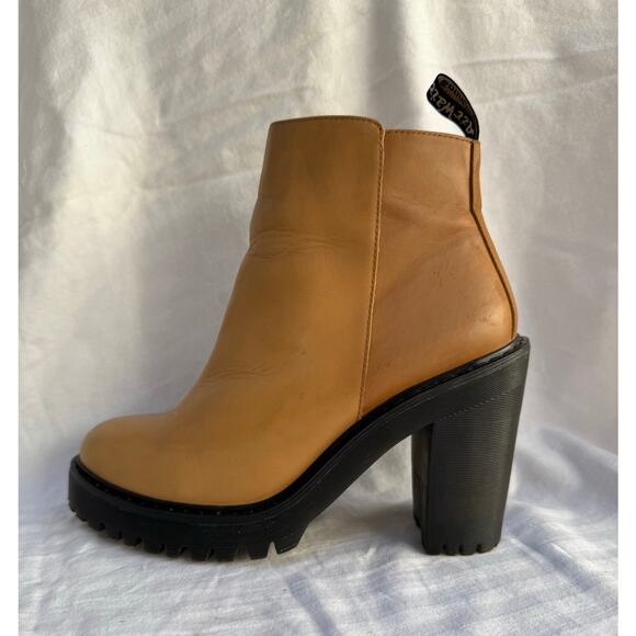 Dr. Martens Shoes - Dr. Martens Magdalena tan platform heel boot sz 9